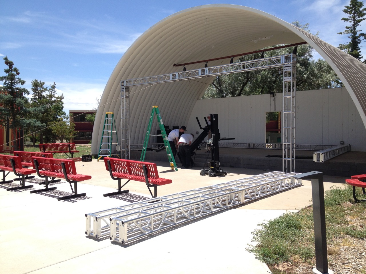 Amphitheater construction